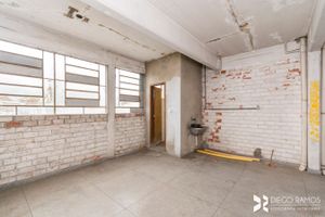 Image 32 - 206657