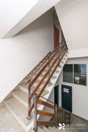 Image 35 - 206657