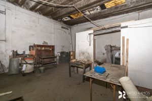 Image 37 - 206657