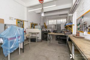 Image 39 - 206657
