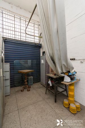 Image 42 - 206657