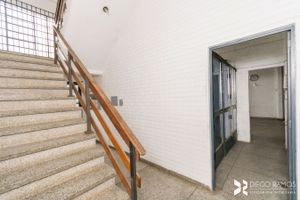 Image 43 - 206657