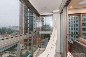 Image 10 - 206673
