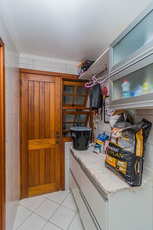 Image 30 - 206674