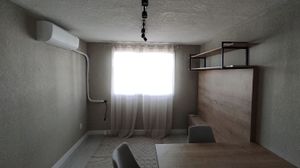 Image 5 - 206699