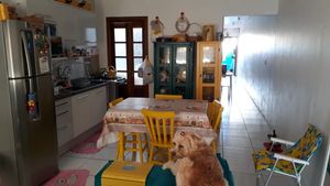 Image 10 - 206721