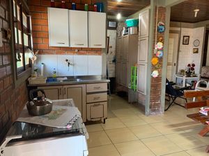 Image 4 - 206750