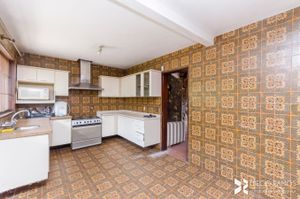 Image 28 - 206776