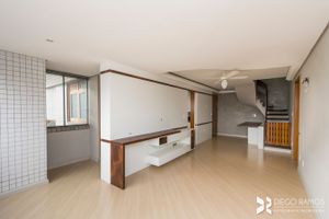 Image 20 - 206780