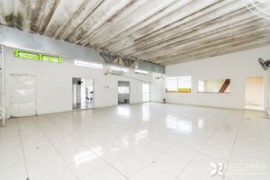 Image 9 - 206808