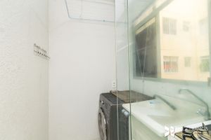 Image 19 - 206821