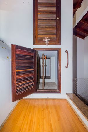 Image 31 - 206852