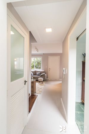 Image 30 - 206879