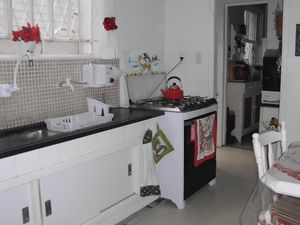 Image 5 - 206907