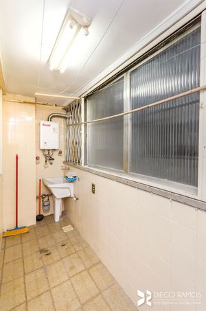 Image 21 - 206936