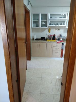 Image 8 - 206947