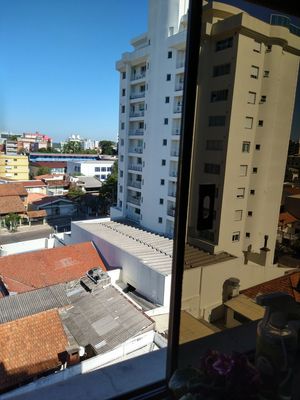 Image 15 - 206947
