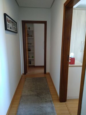 Image 18 - 206947