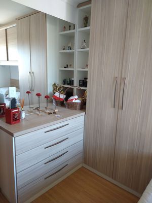 Image 28 - 206947