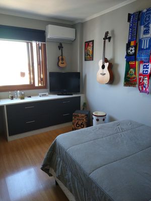 Image 30 - 206947