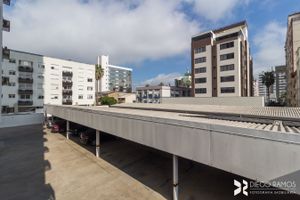 Image 10 - 206957