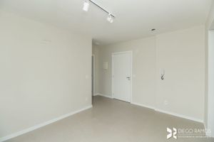 Image 3 - 206989