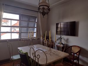 Image 1 - 207009