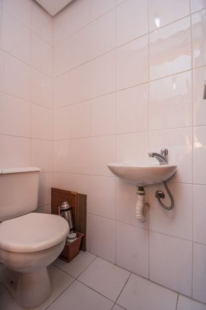 Image 32 - 207055