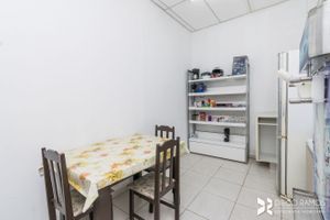Image 20 - 207106