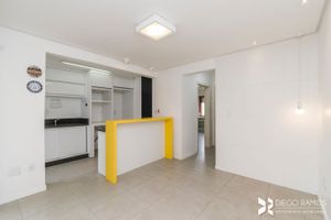 Image 1 - 207112