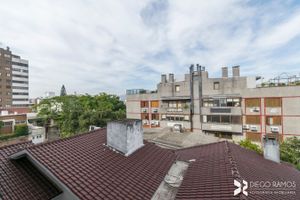 Image 16 - 207112