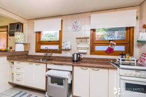 Image 31 - 207130