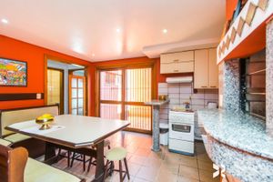 Image 34 - 207130