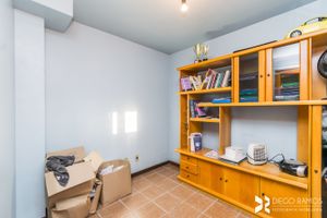 Image 42 - 207130