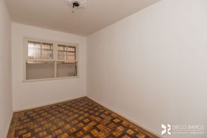 Image 7 - 207182