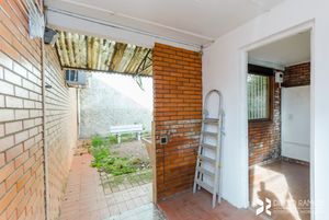 Image 27 - 207280