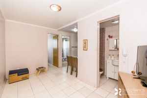 Image 1 - 207303
