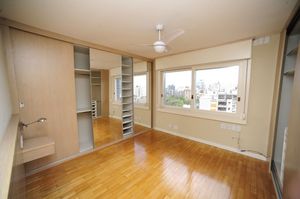 Image 8 - 207313
