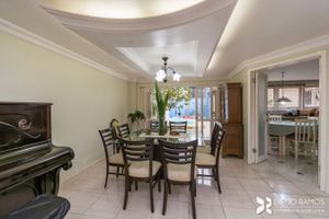 Image 11 - 207319