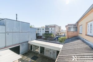 Image 15 - 207439