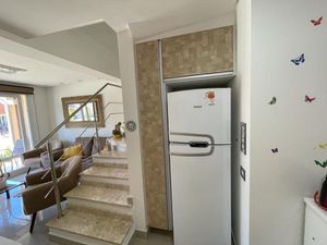 Image 3 - 207444