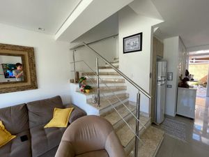 Image 4 - 207444