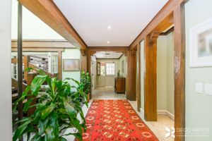 Image 1 - 207464