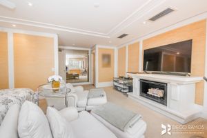 Image 3 - 207464