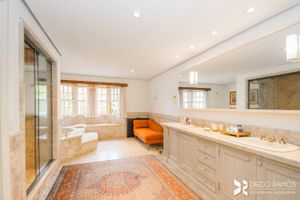 Image 43 - 207464