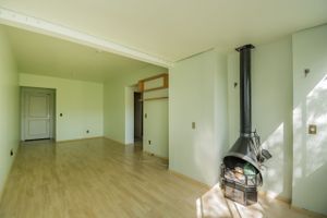 Image 3 - 207484