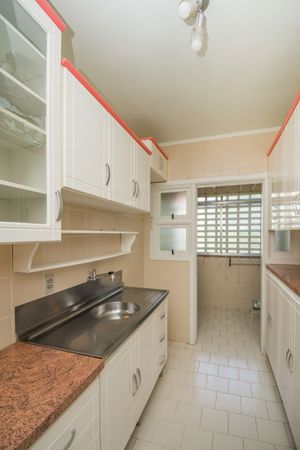 Image 19 - 207484