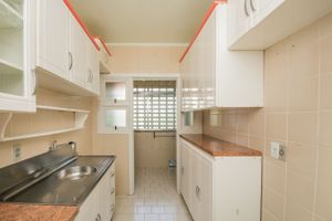 Image 20 - 207484