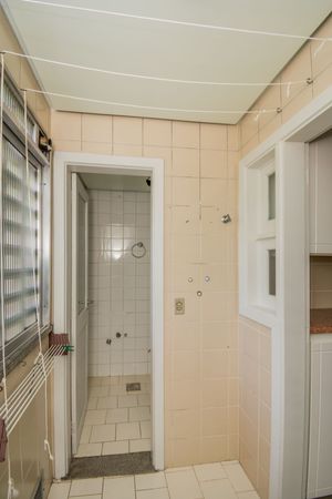 Image 21 - 207484