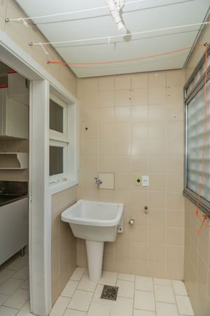 Image 22 - 207484
